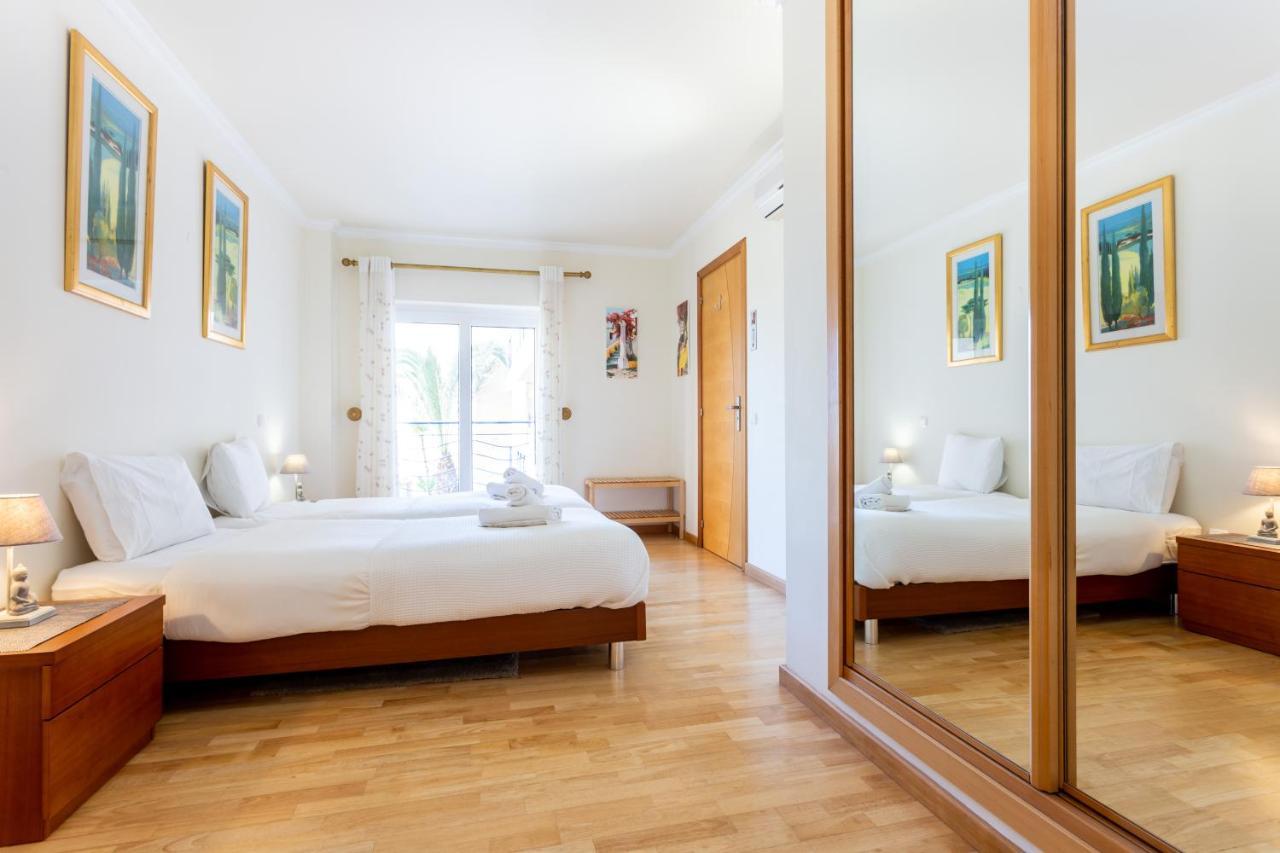 Mira Baia - Meia Praia Family Apartment Lagos Ngoại thất bức ảnh